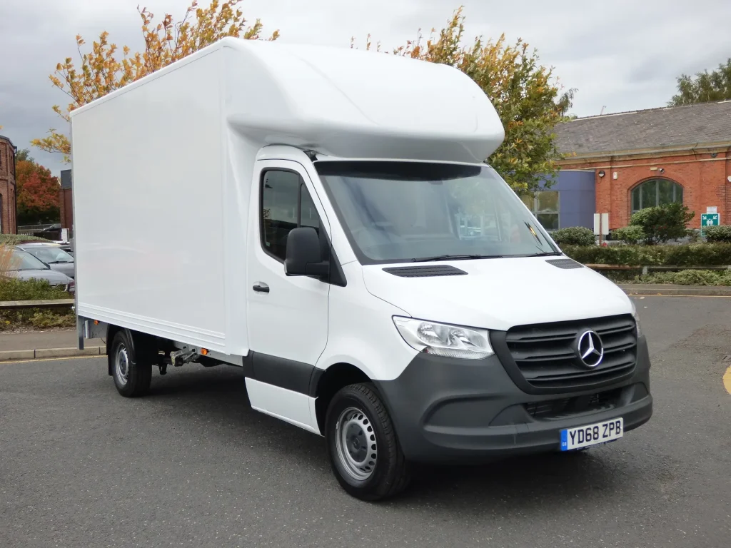 Mercedes luton 2018